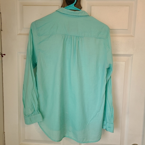 (1173) American Eagle Outfitters Woman's Long Sleeve Blouse, Size: Medium Green - Picture 8 of 8